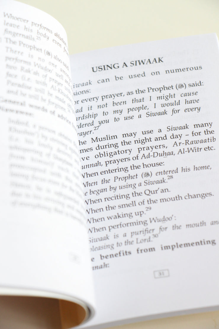 More than 1000 Sunan for Every Day & Night by Khaalid Al-Husaynaan