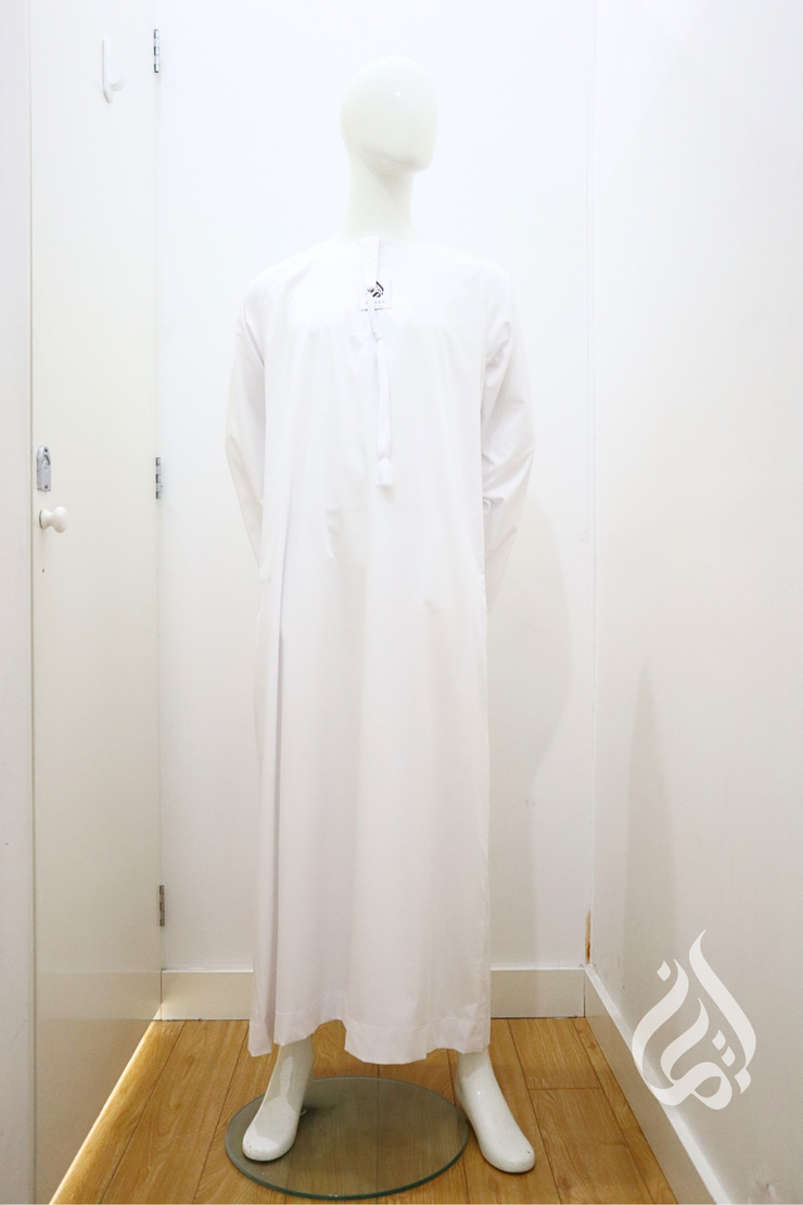 Omar Thowb White