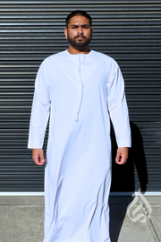 Omar Thowb White