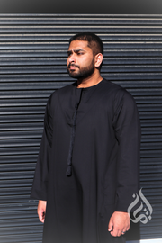 Omar Thowb Black