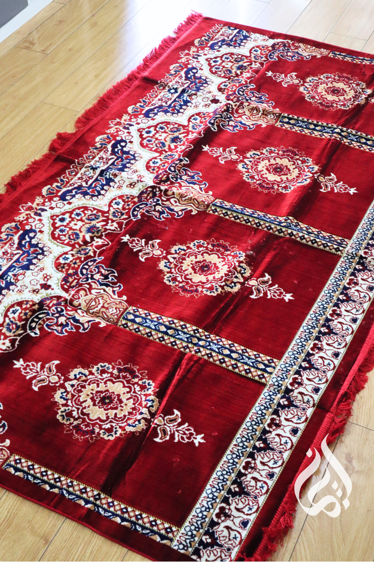 Prayer Mat - Multi fits 3-5 people (Red)