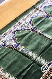 Prayer Mat - Multi fits 3-5 people (Green)